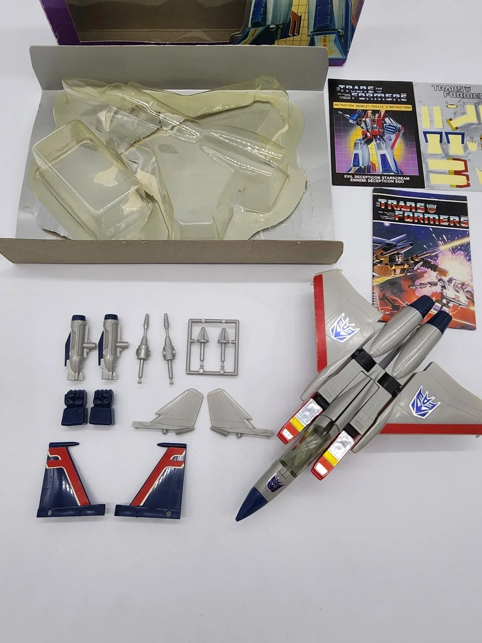 G1 Starscream MIB - Kang's Collectibles
