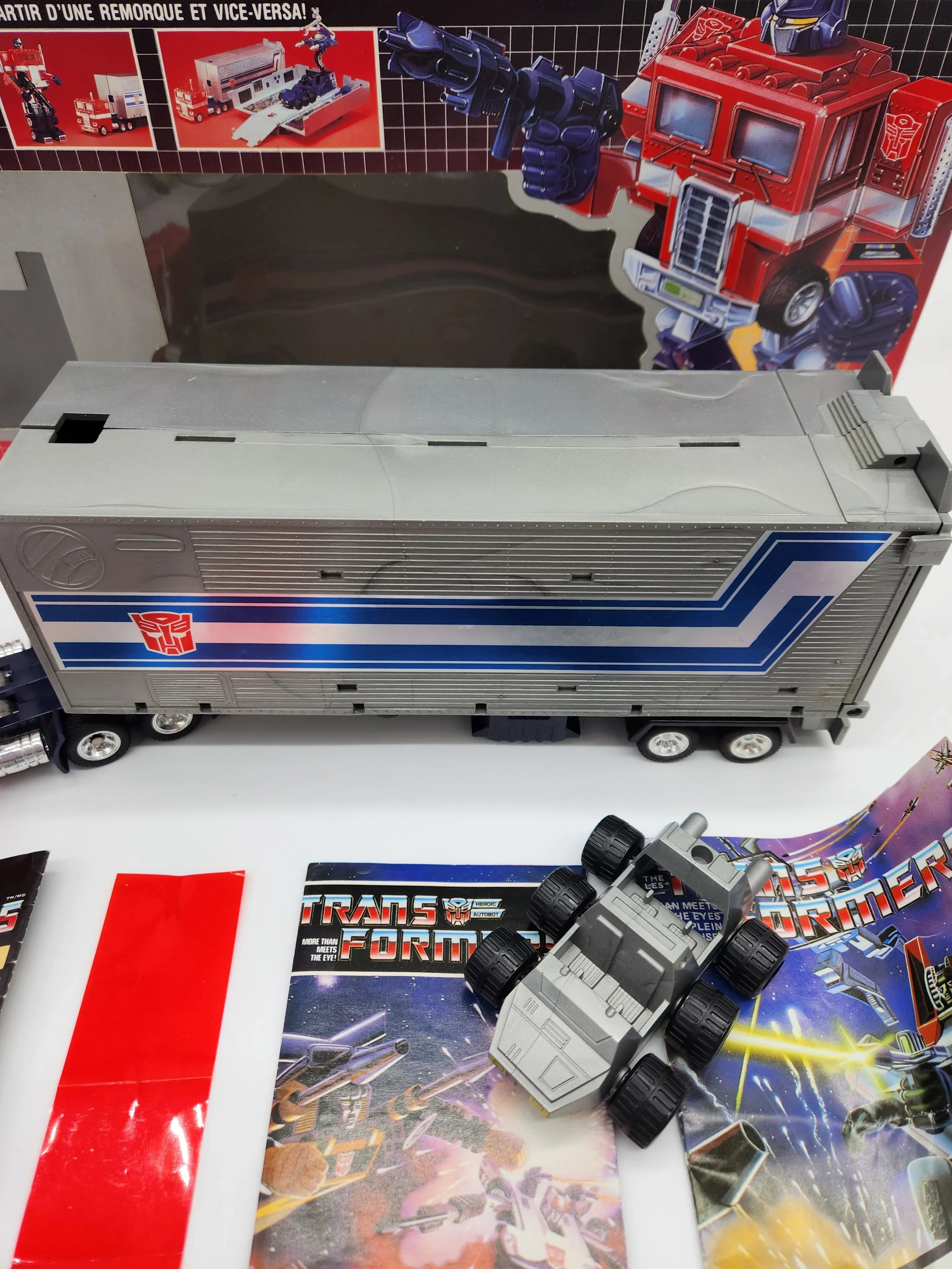 G1 Optimus Prime - 1st Edition Grey Variant - Kang's Collectibles