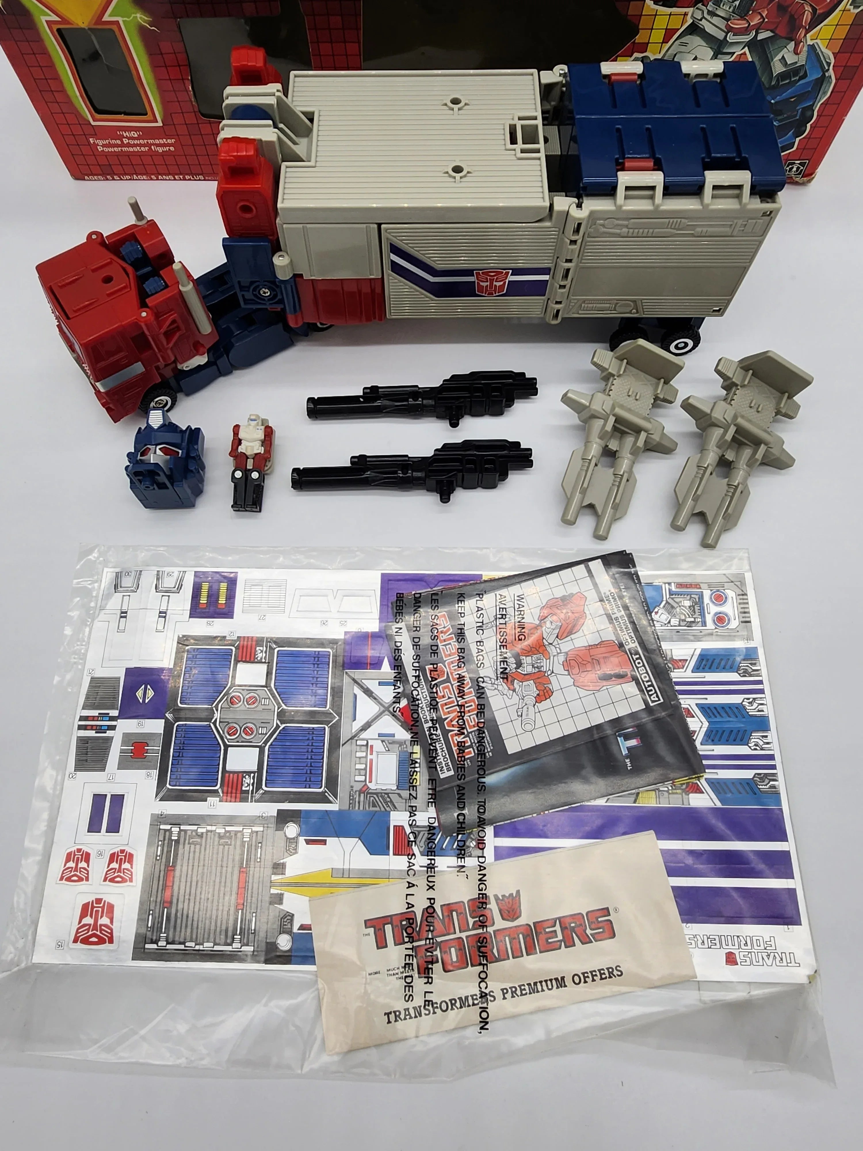 Powermaster Optimus Prime - Kang's Collectibles