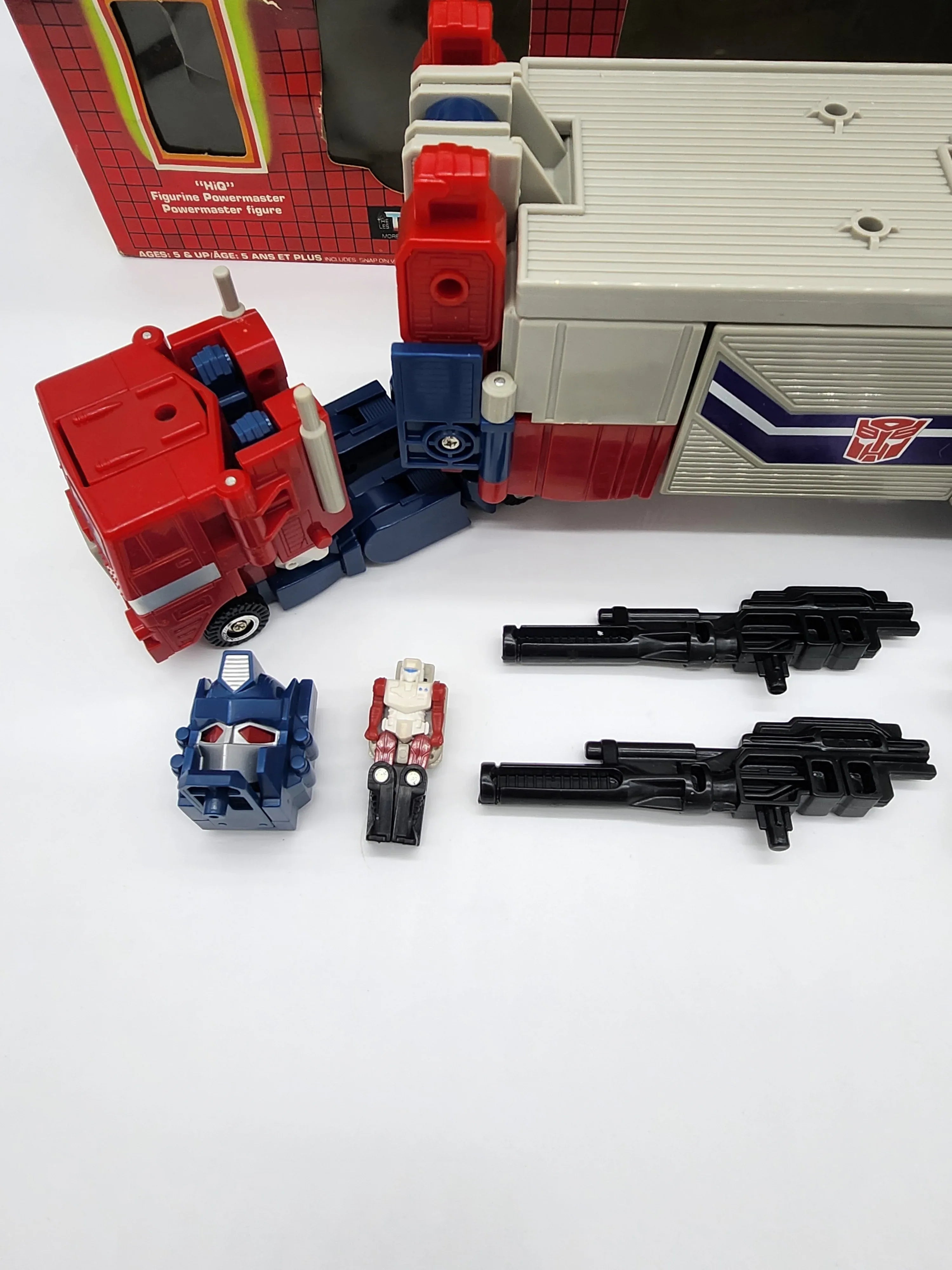 Powermaster Optimus Prime - Kang's Collectibles