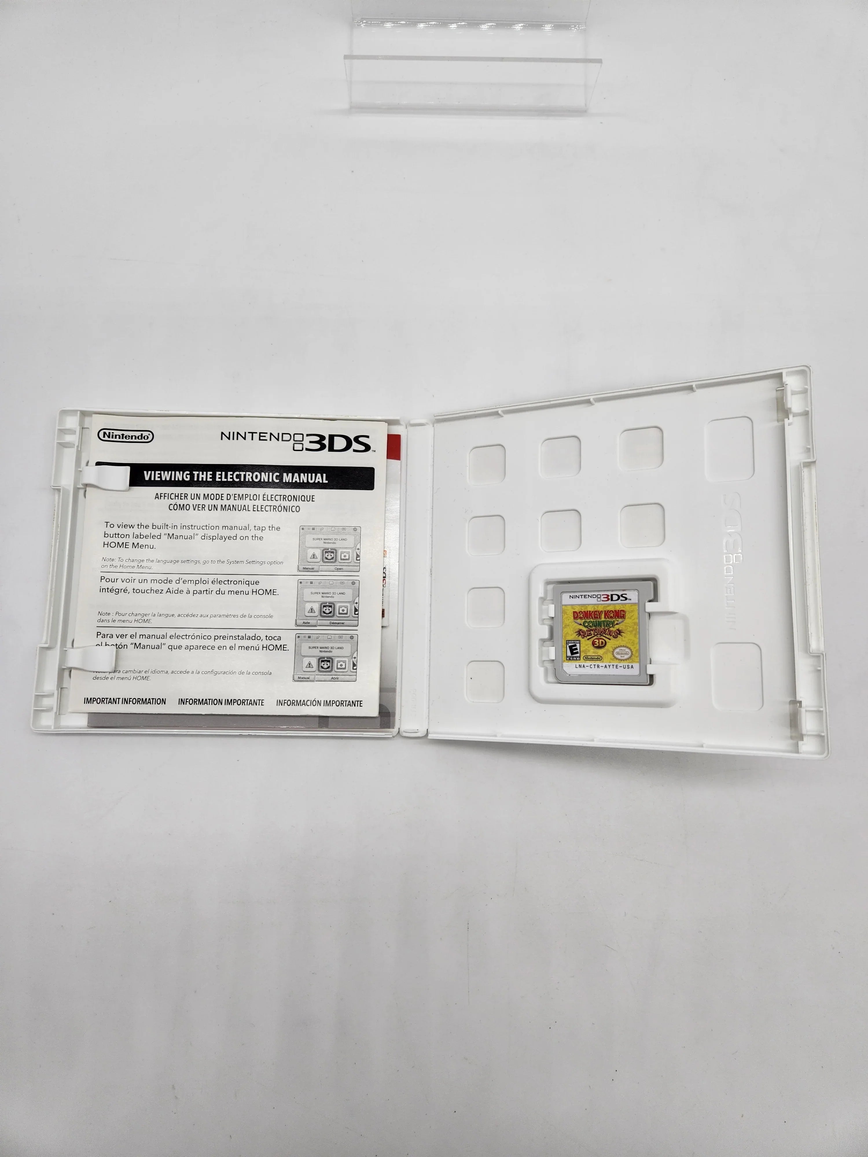 3DS Donkey Kong Country Returns - Kang's Collectibles
