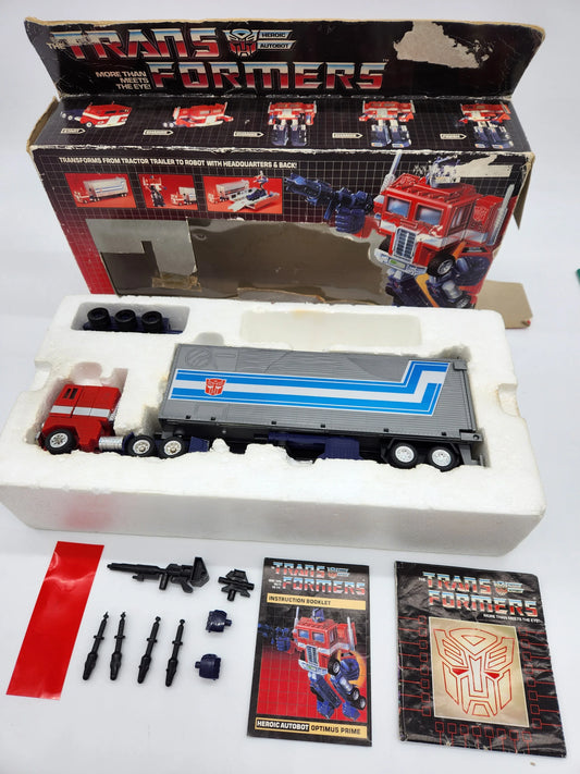 G1 Optimus Prime - w/Error Box - Kang's Collectibles
