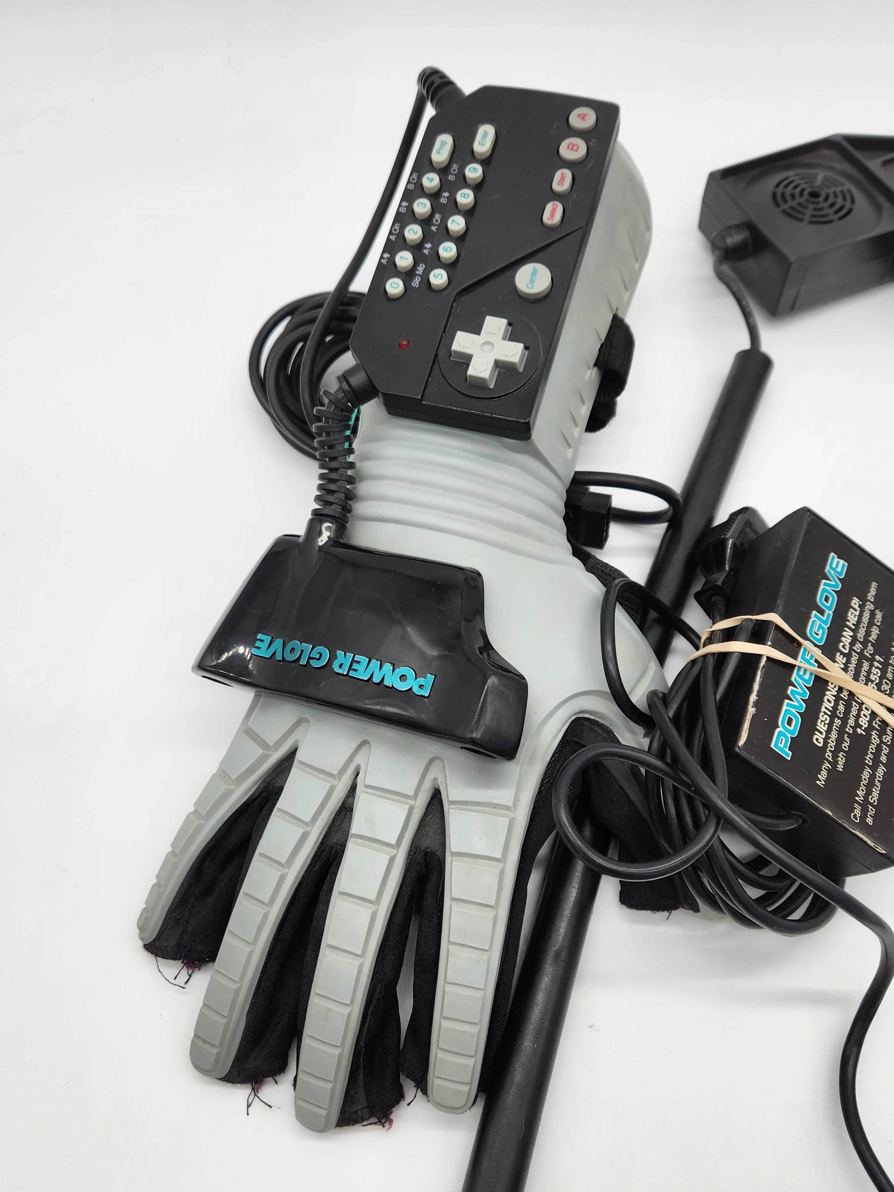 NES Power Glove - Kang's Collectibles