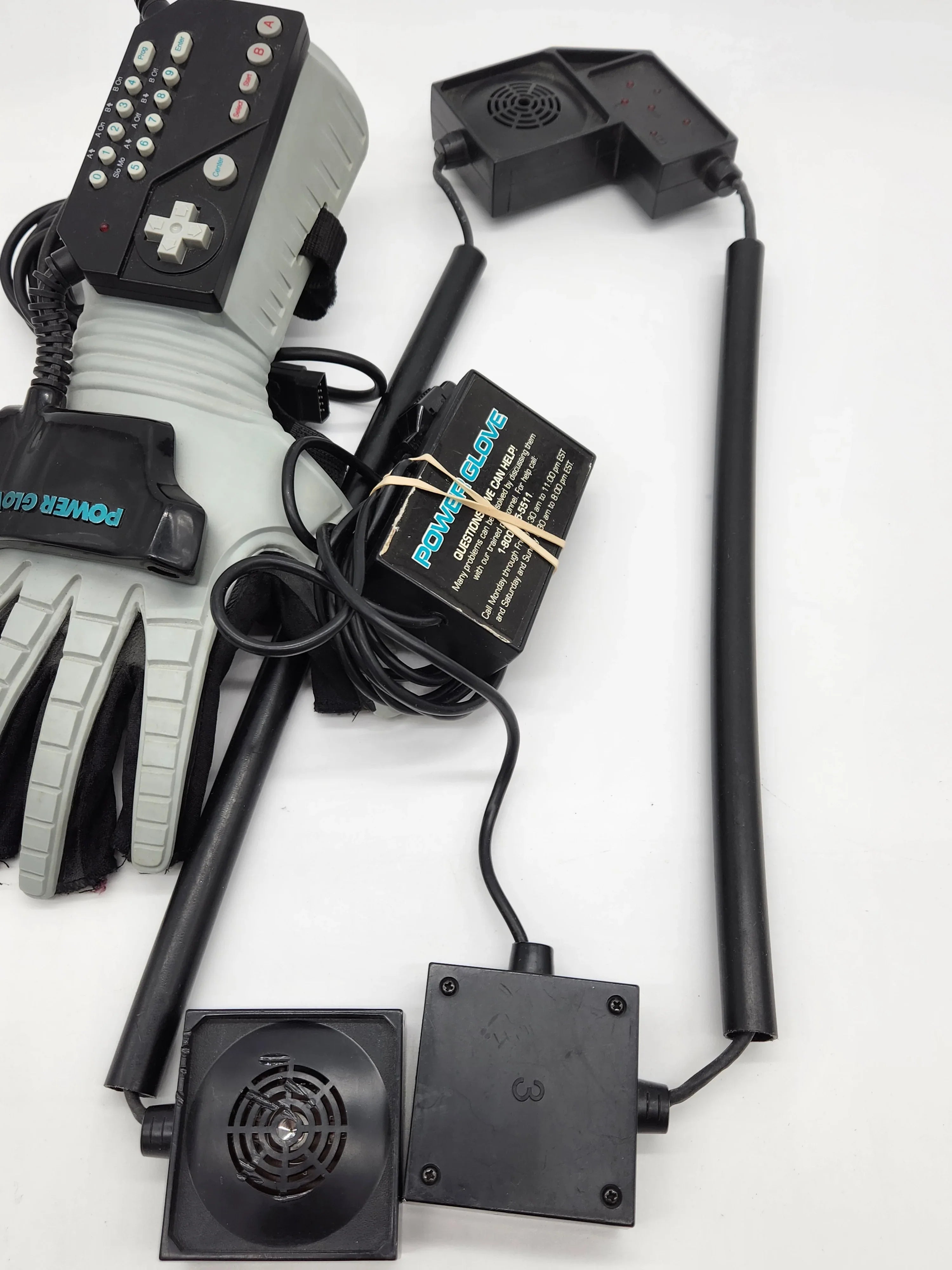 NES Power Glove - Kang's Collectibles