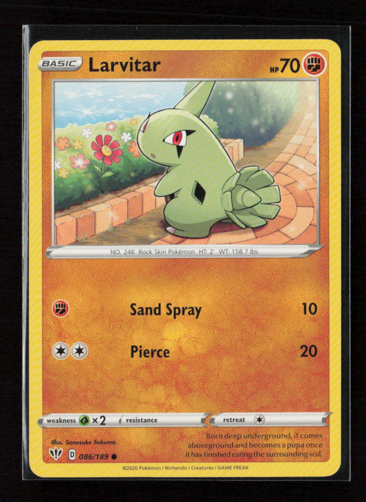 Larvitar Common SWSH03: Darkness Ablaze 086/189 LP