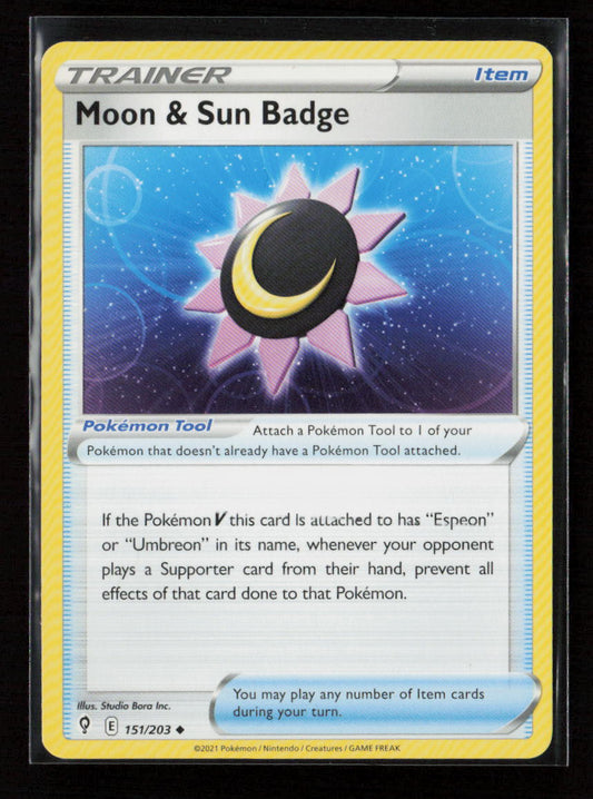 Moon & Sun Badge Uncommon SWSH07: Evolving Skies 151/203 LP