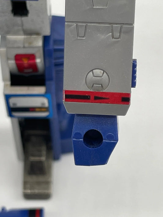 G1 Soundwave - Kang's Collectibles
