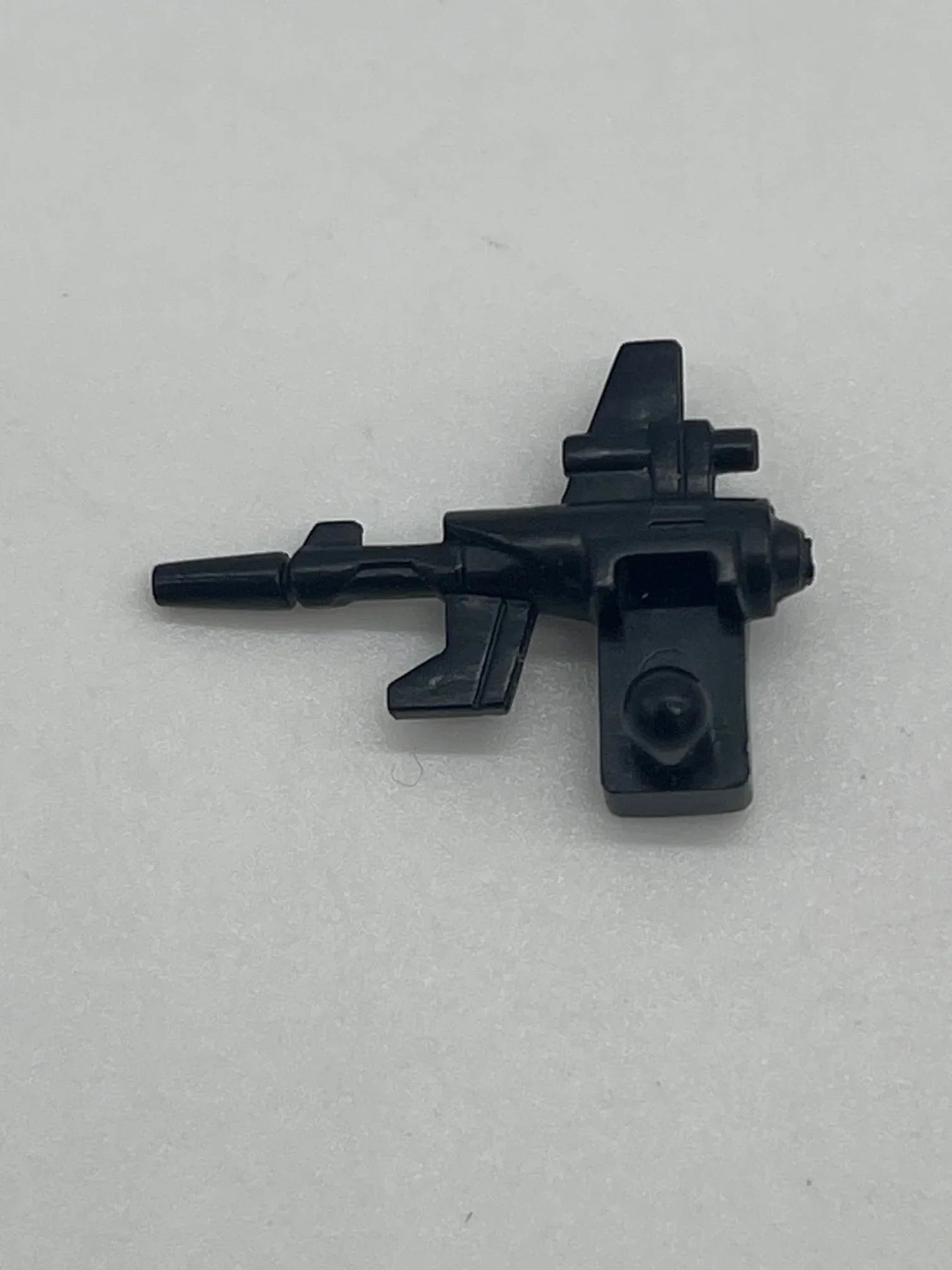 Metroplex - Scamper Small Pistol - Kang's Collectibles