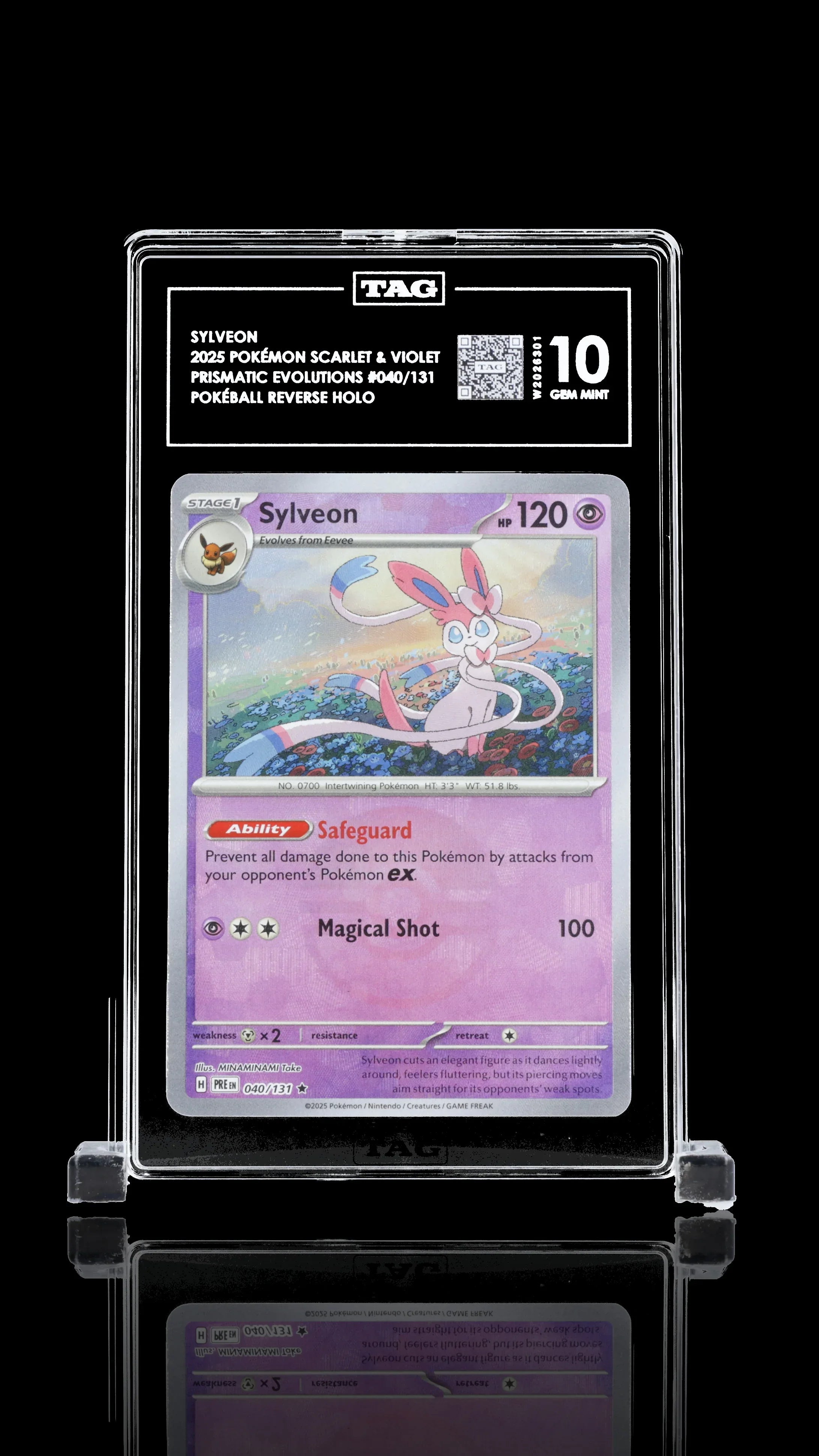 TAG 10 - Sylveon #040 - Pokeball - Kang's Collectibles