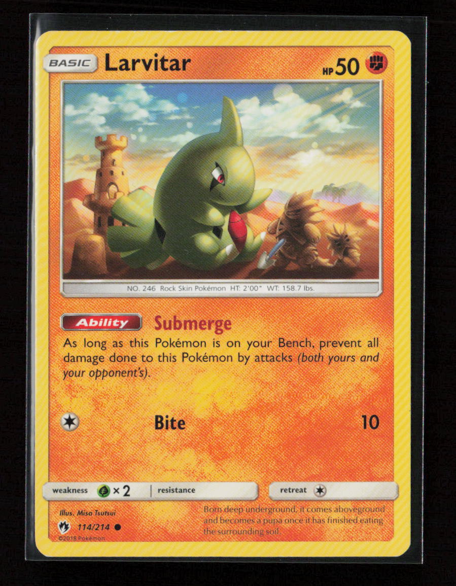 Larvitar (114) Common SM - Lost Thunder 114/214 LP