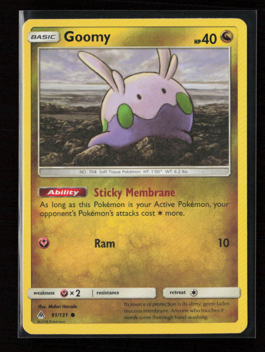 Goomy (91) Common SM - Forbidden Light 91/131 LP