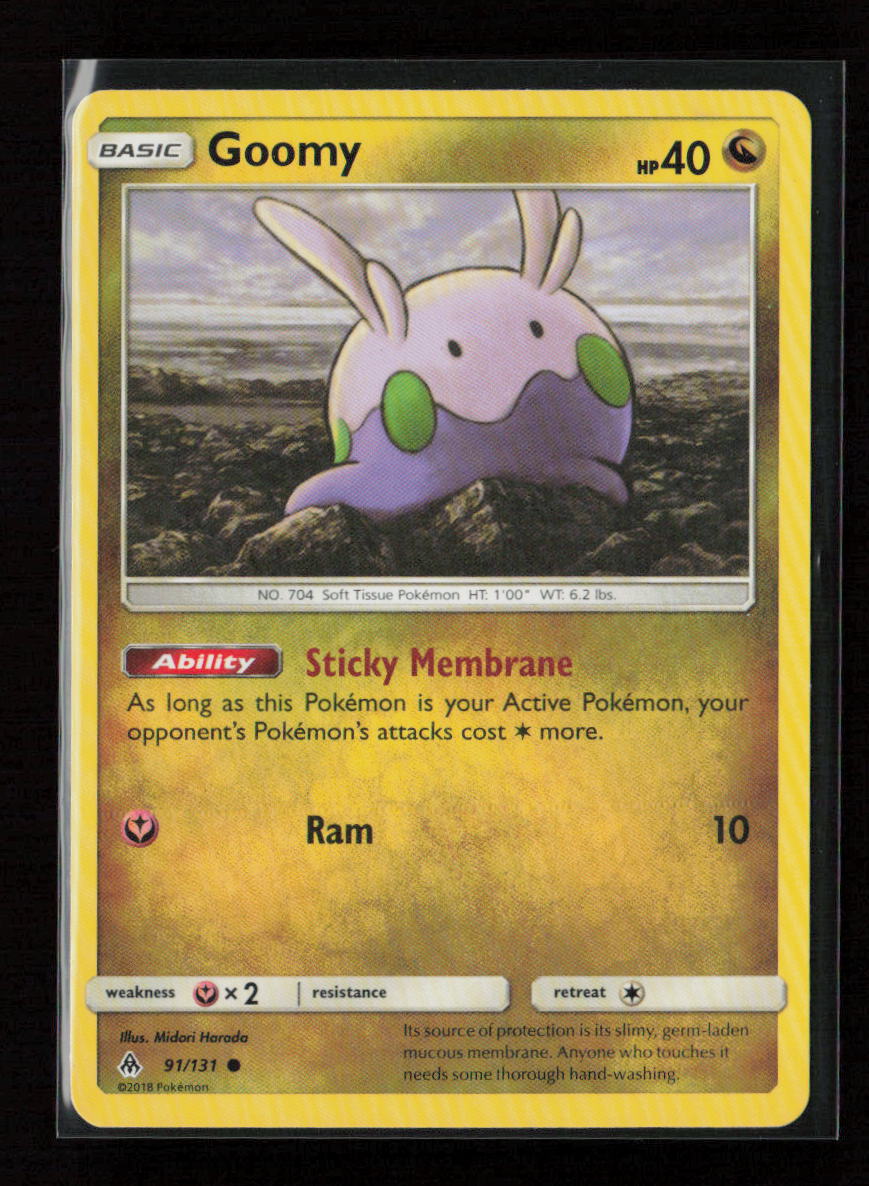 Goomy (91) Common SM - Forbidden Light 91/131 LP